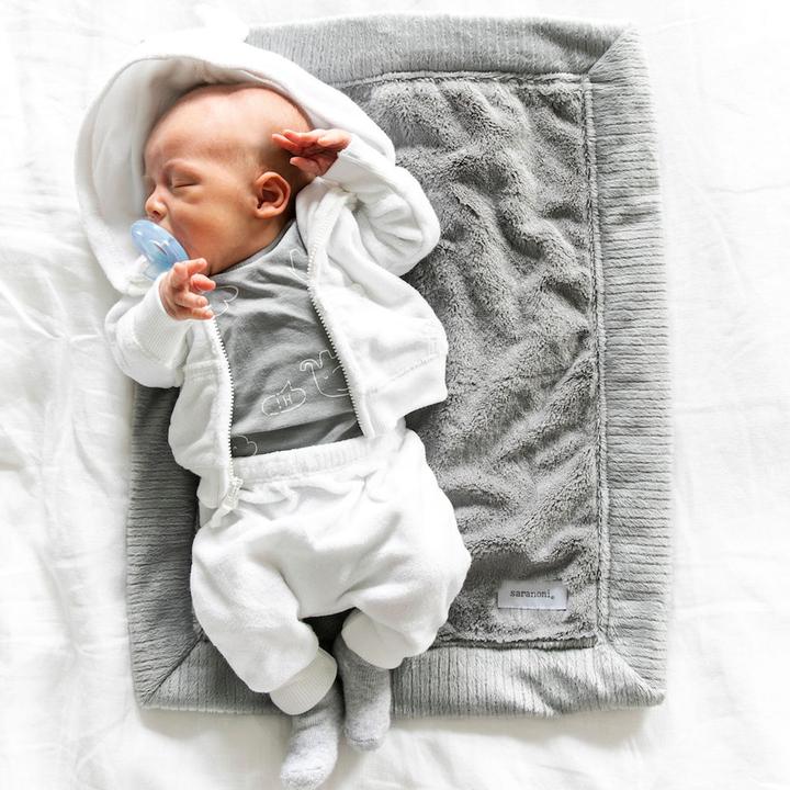 saranoni baby blanket gray